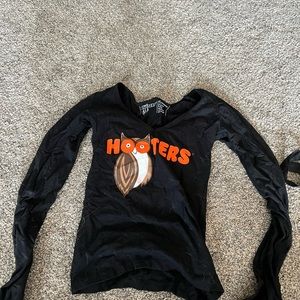 Hooters black long sleeve